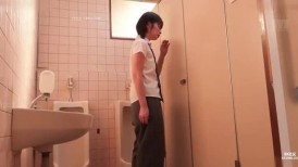 [无码破解]MIDA-480 那个长相俊俏的转学生竟然是女生？！她美丽的胸部暴露无遗，真实身份也随之揭晓，被一个饥渴难耐、永不满足的家伙狠狠地操弄，一次又一次地在她体内射精，最终变...