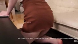 [无码破解]KSBJ-413 吃新娘的公公：无论丈夫在不在场，欲望之手都伸向了夕日雫