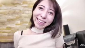 FC2 4828365 【今日截止！首次特价：3980积分 → 980积分】上次的爆款！她的臀部和舌头令人无法抗拒，脸蛋和身材的比例更是完美！令人惊艳的完美纤细身材，两次爆菊...