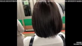 素人猥亵日记第57期TRAIN★偷窥黑长发高个子女孩JK