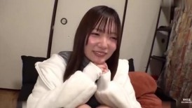 [无码破解]NMCH-012 【剩余信用 x 生肉】剩余信用，痴迷于更换新款智能手机，24岁东京上班族（下个月即将结婚）白石花奈