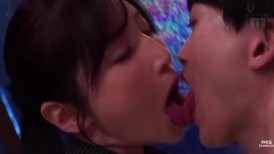 [无码破解]MIKR-066 佐佐木亚纪，我在兼职工作中遇到了一个比我年轻很多的小伙子，我宠爱他，像个美丽的女巫一样教他接吻，直到他被我驯服，符合我的口味。