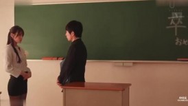 [无码破解]MIDA-502 <我们不再是师生关系了。>我曾是一个处男（却有着难以满足的受倾向），被一个安静腼腆的日本老师（性欲狂）盯上了三年。毕业那天，他邀请我出去，一边用优美而...