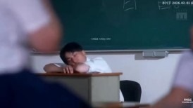 [无码破解]MIDA-535 我是一名班主任，给了学生一把备用钥匙，结果我们开始了禁忌的同居生活，暑假期间我们做了很多次奶油派。小野六花