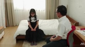 [无码破解]SNOS-094 一位有恋童癖的预科学校老师给一位胸部丰满的天真女学生涂抹了春，把她变成了一个绝佳的性玩具。