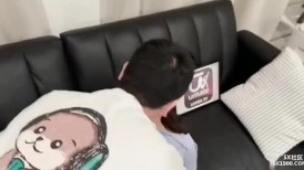 清纯女大生线下约会竟是性欲小恶魔