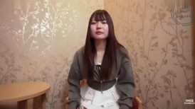 FC2 4847315 ★露脸★ 素人来做性感事！案例#119：即使在冬天，她也会穿迷你裙被诱惑吗？玛雅酱（20岁），一位拥有棉花糖般柔软乳房的超级可爱女大学生