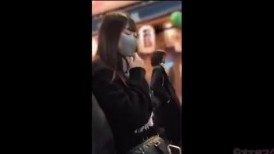 FC2 4848968 【先到先得 3980 → 1980】与一位皮肤白皙的F罩杯女孩一起散步，她使用遥控振动器 → 在网吧进行手淫和口交