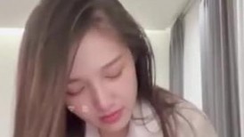 超极品的一线馒头逼清纯女神【5XSQ】勾魂又清纯的笑脸，太像初恋女友了，一秒钟沦陷，嫩穴被内射多次！身材极品