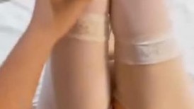 陕西女大学生何欢约炮学长视频流出 白丝少女双腿大开爆操呻吟 美乳晃动表情淫靡全程高潮迭起