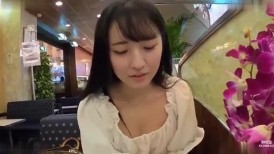 FC2 4850703 [未来酱 CA 版] 这绝对是你见过的最美的屁股！尽情享受后入式和反向骑乘式吧。我们最后甚至还一起洗了个澡！