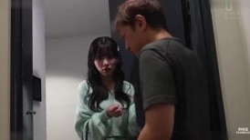 [无码破解]WAAA-624 一款随时随地都能用的会计自慰器！我叫了个应召女郎，结果却遇到了会计部一位戴眼镜的严肃OL，她每次都把收据扔回原处！<不行……我不会让你把它当成费用报销...
