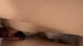 颜值耐看的黄毛精神小妹，戴眼镜穿这开裆丝袜被无套暴力抽插内射，嗲嗲的娇喘声满带感的2