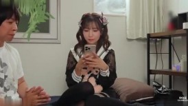 [无码破解]AWAW-017 我收留了一个离家出走的女孩，还免费和她发生了性关系！一开始她没什么反应，但当我把我的大鸡巴直接插进她体内时，她就高潮迭起，脸上还带着颜艺！她变成了一个...