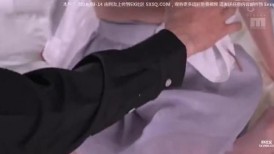 [无码破解]MIFD-703 一位在可丽饼店打工、嗜饮精液的天使少女，以一段专注而勤奋的口交表演，完成了她的AV出道！宫濑桃