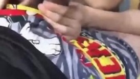 即使大肚子了也要搞，没见过比她还骚的女人，一脸享受自慰，挑逗老公的鸡巴，问为什么还不插进来，这谁顶得住啊！