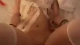 极品白丝萝莉少女，被大鸡吧金主爸爸爆操，鸡吧太长了直接顶到子宫2