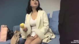 气质大奶熟女阿姨