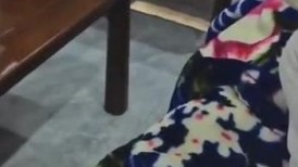 精品兄妹乱伦妈妈在房间睡觉妹妹在客厅看电视被哥哥后入
