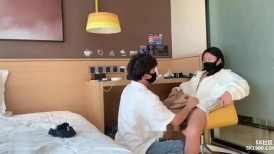 禦姐 提莫 哥哥指導妹妹做愛,讓妹妹快樂的同時了解到做愛的樂趣
