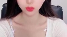 高颜值极品气质美女直播大秀，各种道具特写流出V (1)