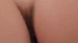超级清纯可爱的圆脸小萝莉跟男友激情做爱露脸口交被大鸡巴疯狂的抽插全程露脸骚叫不断，不雅视频流出_IMG_20240417_010641_1080p