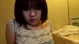FC2 4873628 [无码] 你更喜欢哪个？前偶像、大学预科生凉子酱，和傲娇的歌舞伎町人气女招待真子酱。独家情色影像！！