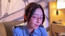 超美網黃玲奈lena新作化身性感女警官被騎乘狂操顏射吞精