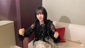 FC2 4883567 当她被深深戳入时，她说<我爱你，我爱你，我爱你>♡<她说着，翻了个白眼，然后我就继续在她体内射精。>♡一个变态的修剪者，在自慰时会兴奋起来，摩擦自己的...
