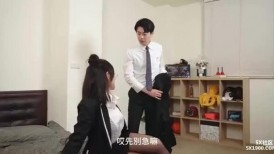 玫瑰 肉食系癡女秘書辦公室潛規則逆推榨精 把老板榨到無法下地