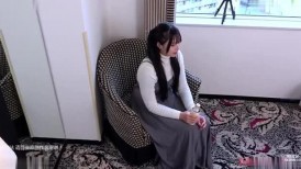FC2 4884937 一个贫穷可爱的女孩被迫说：<对不起，我来和你做爱是因为我没钱>，然后被插入并射精在体内。