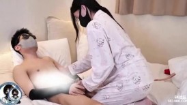 锁阳后妹妹直接把狗绳牵身上叫公狗
