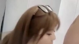 最美精神小妹在 来大姨妈期间也要打炮！血淋淋的大姨妈！170cm高挑九头身 太瘦了只有80多斤，95分超高颜值甜妹