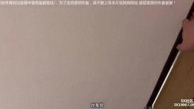 偷偷骑上正在VR手淫的弟弟