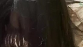 挺有韵味的本科女大学生和男友自拍，沉浸式吃鸡，穿情趣制服被花式抽插