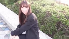 FC2 4910515 『全脸曝光』『否980pt』你不会把这个给你的朋友什么的吧？我想和你见面聊聊！<他看起来很和善，我想和他聊聊！>